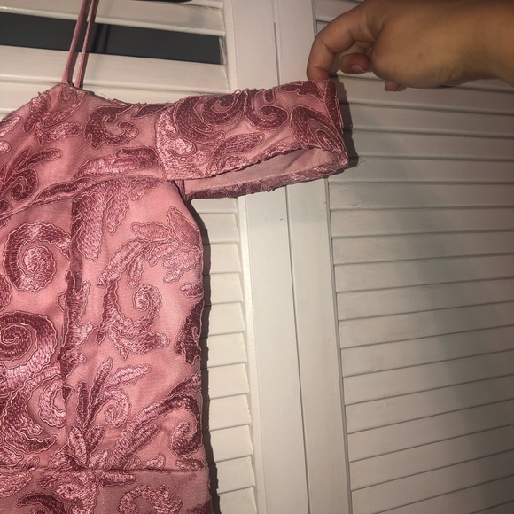 custom made pink lace gown - Picture 4 of 6